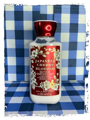 Bath &amp; Body Works Body lotion Japanese Cherry Blossom  236ml. รุ่นใหม่ล่าสุด ผลิต04/2022 ของแท้จากช้อปไทย