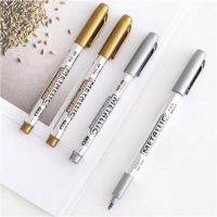 ปากกาเมจิก metallic สีเงิน / สีทอง ขนาด 1.5 mm