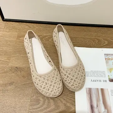 peep-toe-sandals
