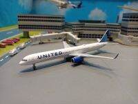 Gemini Jets [GJ2092] 1:400 United Airlines B757-300W N75854