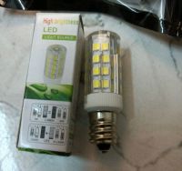 900199 หลอดไฟตู้เย็นLED E12 สีขาว 220V 5W