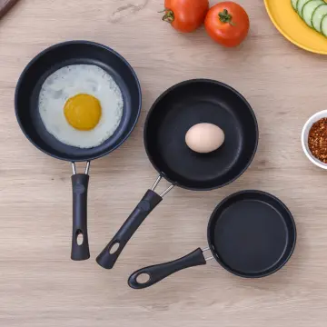 Cast iron mini omelette pan non-stick pan egg dumpling artifact pouring oil  small pot pouring oil hot oil small pot pan