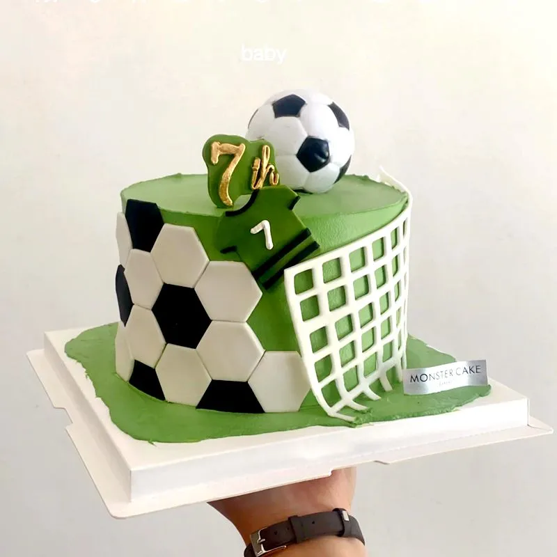 Saudi Arabia's Al Nassr honour Ronaldo with special cake | Football – Gulf  News