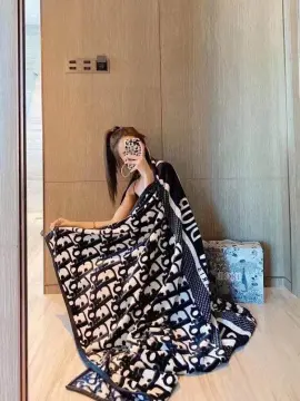 Louis Vuitton Black Fleece Blanket - Hot Sale 2023