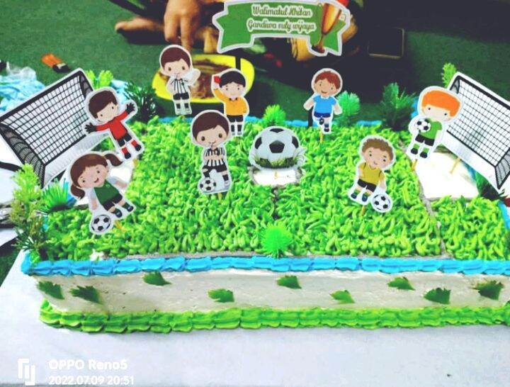 Topper cake kue khitan ulang tahun sepak bola anak football free custom