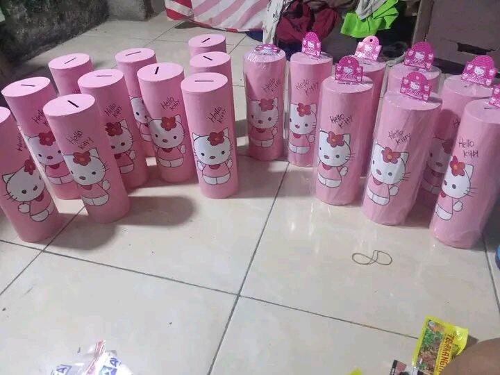 Celengan Target hello kitty jumbo ukuran.T 25x10x10/ Celengan Viral