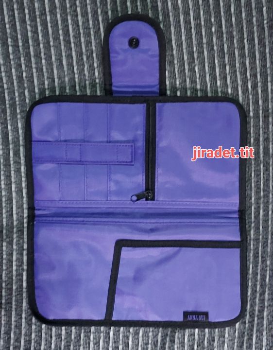 กระเป๋าสตางค์-anna-sui-ขนาดเพียง-22-12-cm-สินค้าสภาพใหม่-สีสันสวยงาม