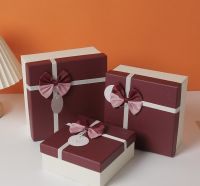 กล่องของขวัญ ผูกโบว์ กล่องของขวัญสำเร็จรูปกล่องเปล่า กล่องแข็ง กล่องใส่ของขวัญ วันเกิด/