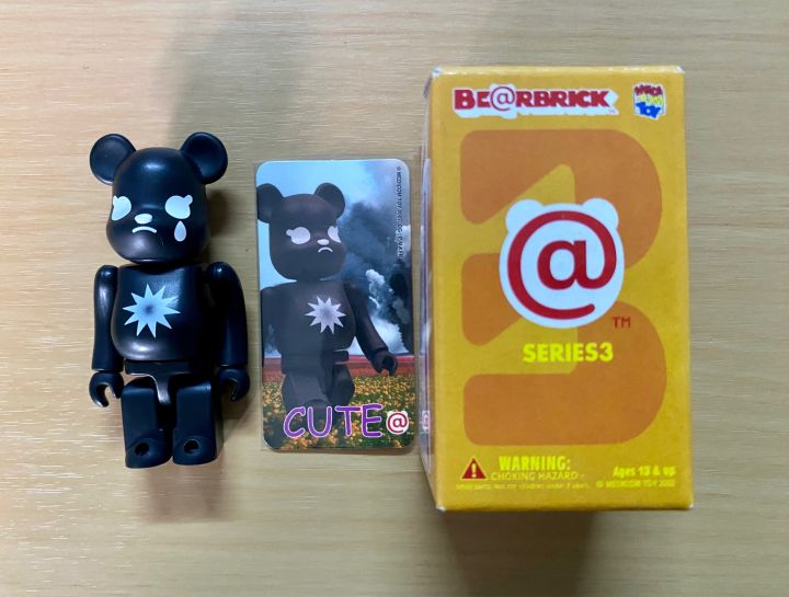 ฟิกเกอร์-bearbrick-100-series-3-back-black-bomb-ตัวลับ-มือสองสภาพดี-ของญี่ปุ่นแท้-พร้อมส่ง-งาน-medicom-toy