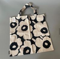 (T.27.N) พร้อมส่ง Marimekko tote bag in dark green/off white