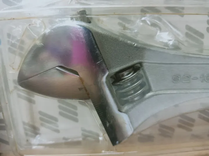 SPAIN IREGA ADJUSTABLE WRENCH CHROME FINISH ADJUSTABLE WRENCH 92 AND