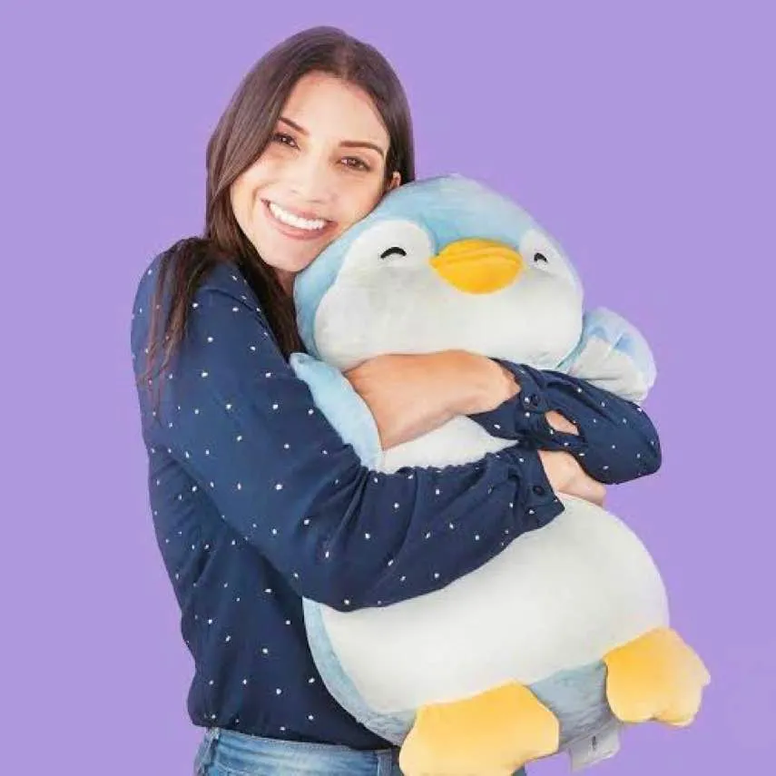 miniso giant penguin