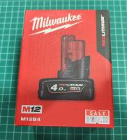 Milwaukee แบตเตอรี่ 12 โวลต์ ขนาด 4.0 Ah. รุ่น M12B4 แท้ 100%