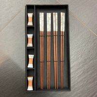 เซ็ทตะเกียบ 4 คู่ พร้อมกล่อง chopsticks set of 4