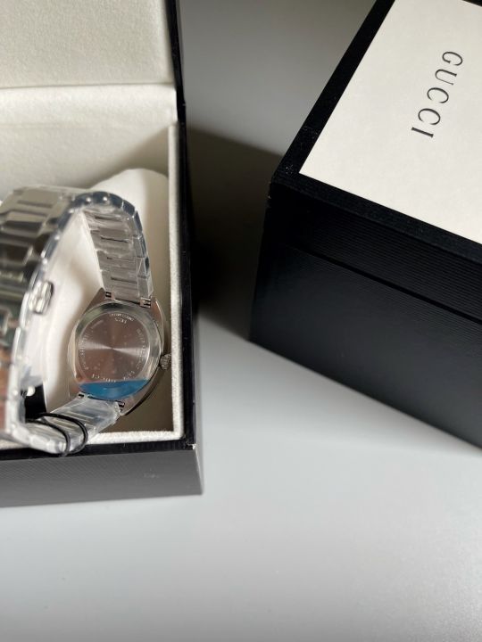 นาฬิกาข้อมือ-gucci-watch-gg2570-ตัวเรือนเงิน-หน้าปัดขาว-ขนาด-29mm-มีใบรับประกัน-1ปี
