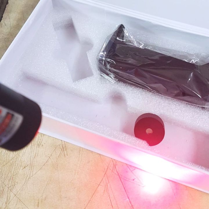 laser-pointer-ไฟฉายเลเซอร์-แสงสีแดงปรับไฟได้ที่หัวรุ่น-jx-3000r