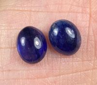 ไพลินสีน้ำเงินธรรมชาติ 5.84cts คู่หลังเบี้ย 9x7.5mm 5.84cts natural blue sapphire cabochon pair 9x7.5mm