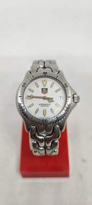 TAG HEUER professional 200 METERS SWISS MADE
