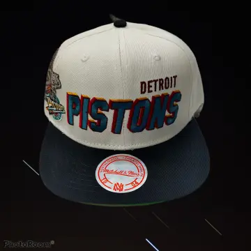 Vintage NWT NBA Detroit Pistons Sports Specialties Shadow Snapback