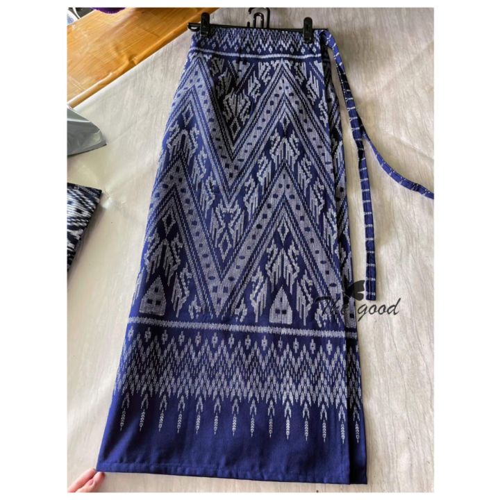 ผ้าถุงแบบลิซ่า-ผ้าไทย-ผ้าถุงลายไทยเย็บสำเร็จแบบเชือกผูก