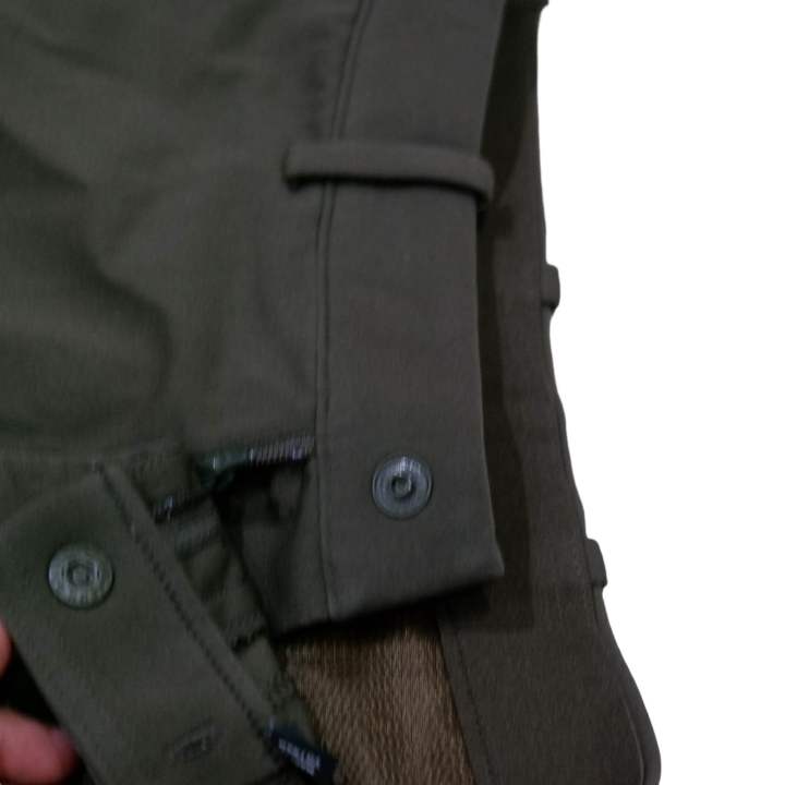 uniqlo-กางเกงขายาว-จั๊มเอว-ติดกระดุม-ทรงสวย-ผ้าใส่สบาย-มือสองสภาพเหมือนใหม่-สีเขียว-ทหาร