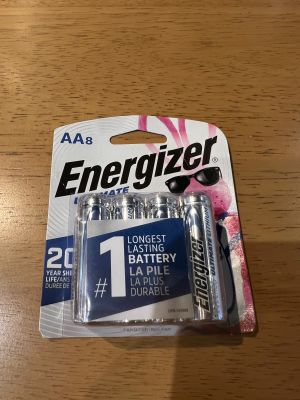 Energizer Ultimate Lithium AA, 8 Batteries, Best Before 2041 - 2042 (New)