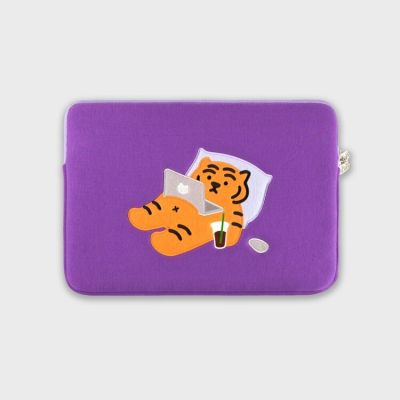 สินค้าพร้อมส่ง!! Stay Home Tiger Laptop Pouch สีม่วง