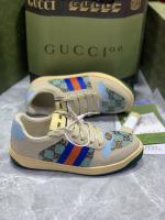 ?????(รองเท้าGucci ) รุ่นมาใหม่ งานแท้มีอุปกรณ์เหมือนในภาพ สินค้าในภาพเป็นงานจริง 100% สินค้าอยู่ในประเทศไทยจัดส่งเร็วทันใจ(สินค้าพร้อมจัดส่ง)