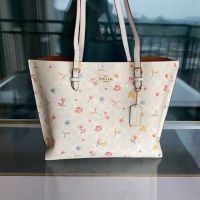 กระเป๋าโคชMOLLIE TOTE (C8612)✅?%Outletถ่ายจากาินค้าจริง