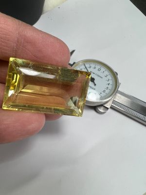Lab lemon topaz culture 60 carats 19x32mm 1 pieces