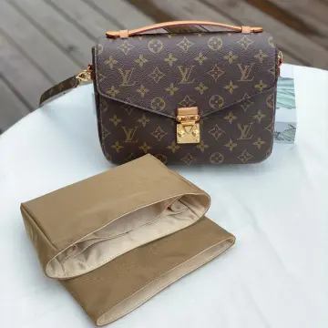 Louis Vuitton Pochette Metis bag organizer  Bag organization, Felt bag, Pochette  metis