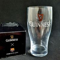 Guinness x Barcelona  (with box) แก้วเบียร์ Guinness ลายสโมสรฟุตบอล Barcelona  สินค้าใหม่  พร้อมกล่อง บรรจุ 1 ใบ