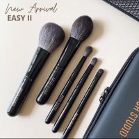 สินค้าใหม่ BRUSH STUDIO Easy 2 : ชุดแปรงแต่งหน้าขนสัตว์แท้ขนาดพกพา