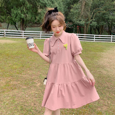 ชุดเดรสคอปกโปโลสีชมพูสำหรับสาวๆเดรสรักแรกสวยหวานสไตล์เกาหลีลดอายุสำหรับคนตัวเล็กแบบใหม่ฤดูร้อนปี2023