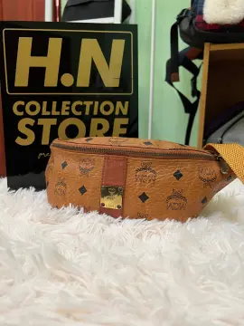 Fake mcm hotsell fanny pack