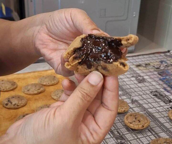 soft-cookies-homemade-รสชาติเข้มข้น-หวาน-หอม-ทำจากเนยสด-ชอคโกแลตนอก