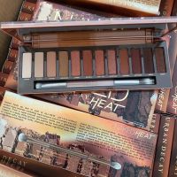 Urban Decay Naked Heat Eyeshadow Palette