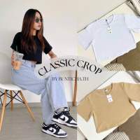 ? Classic Crop เสื้อครอปคอกลมแขนสั้น