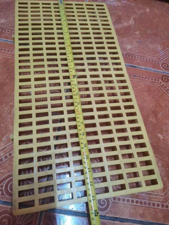 Dog pet cage matting 1x2ft Thick anti slip heavy duty plastic floor