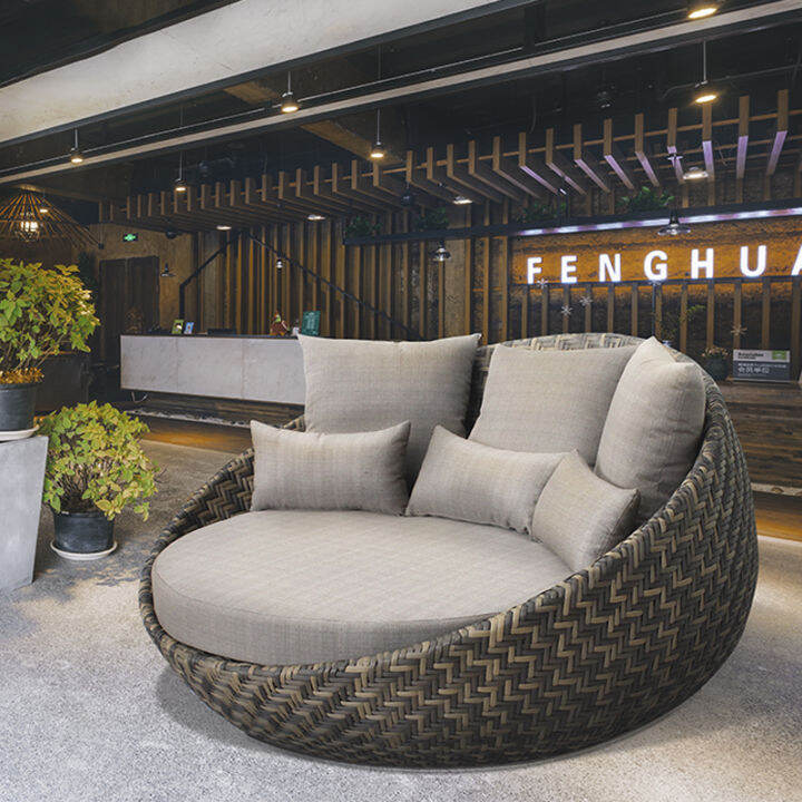 Purple Leaf Outdoor Sofa Courtyard Villa Rattan Lying Bed Recliner