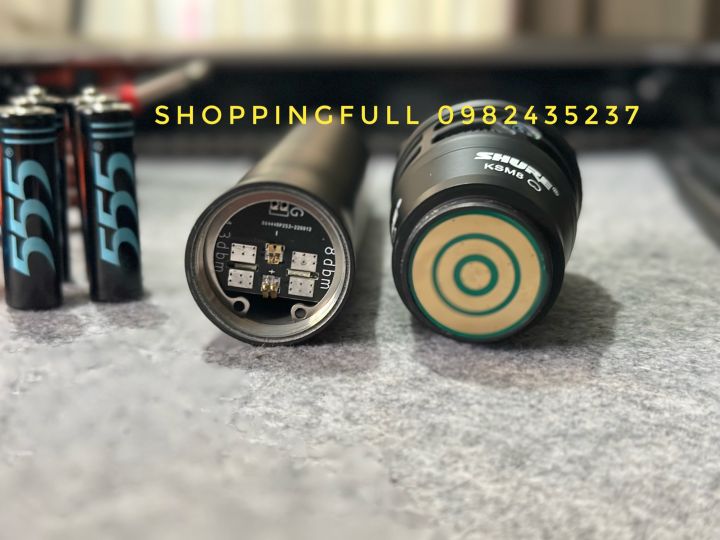 microphone-wireless-ad4d-ไมค์ลอยคู่คลื่นใหม่-694-758mhz-หน้าจอแสดงผลแบบจอเดียว-กำลังส่ง-30-mw-แรงดี-สัญญาณดีไม่หลุด-หัวไมค์-ksm-8-เสียงใสซิปๆ