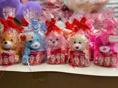 Smoor Hamper - Chocolate Bouquet with Teddy Bear, Valentine's Day Gifting, for Wife Husband Girlfriend Couple Boyfriend