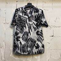 เสื้อฮาวายลายขีดขาวดำ hawaii ไซค์ m l xl 2xl 3xl ผ้าไหมซาตินอิตาลี่?% ผ้านิ่มสวมใส่สบายไม่ร้อน ใส่ได้ทั้งชายและหญิง