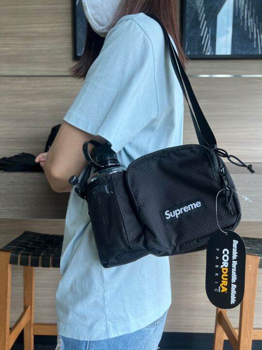 supreme-slide-bag-ss22