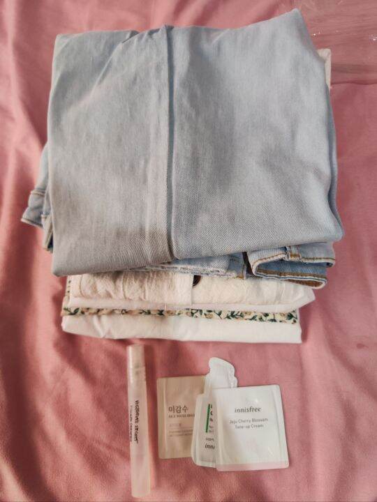 Preloved Bundle for 1100 Lazada PH