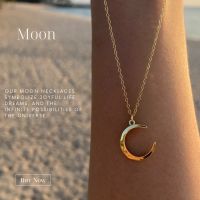 The moon necklace