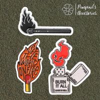 ʕ •ᴥ•ʔ ✿ พร้อมส่ง : เข็มกลัดเซ็ทไฟแช็คสีเงินและไม้ขีดไฟ | Sliver Lighter &amp; Match Enamel Brooch Pin Set.