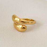 LAC.COLLECTION - Phoebe Ring/ แหวนสีทองไขว้กัน ปรับขนาดได้