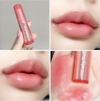 CATHY DOLL Wanna Shine Lipstick? ลิปรุ่นนี้สวยมากอะ  เป็นเนื้อ shine ทาแล้วปากจะฉ่ำๆ สุขภาพดี เลยย เป็นชมพู coral แบบธรรมชาติ