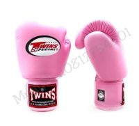 นวมชกมวยหนังแท้ สีชมพู ยี่ห้อ Twins Boxing Gloves (leather)